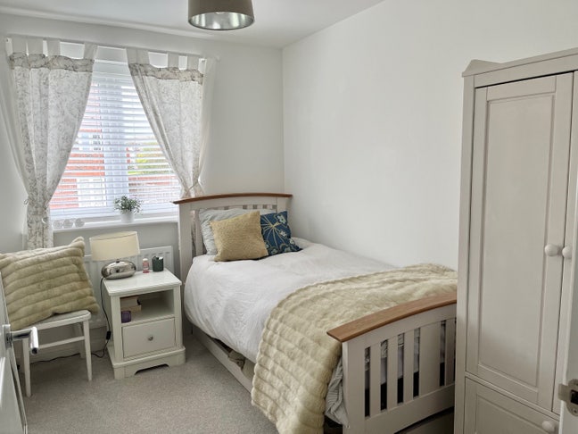 Single bedroom  Main Photo