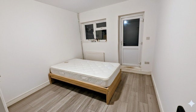 Studio flat  Main Photo