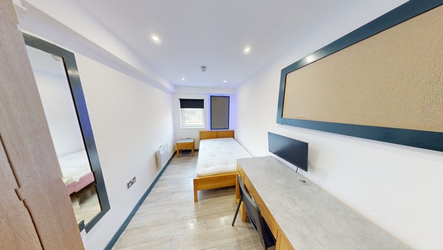 Double Room in Newcastle upon Tyne Main Photo