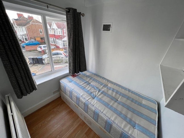 🛏️ Single Room to Let in- North Wembley Main Photo