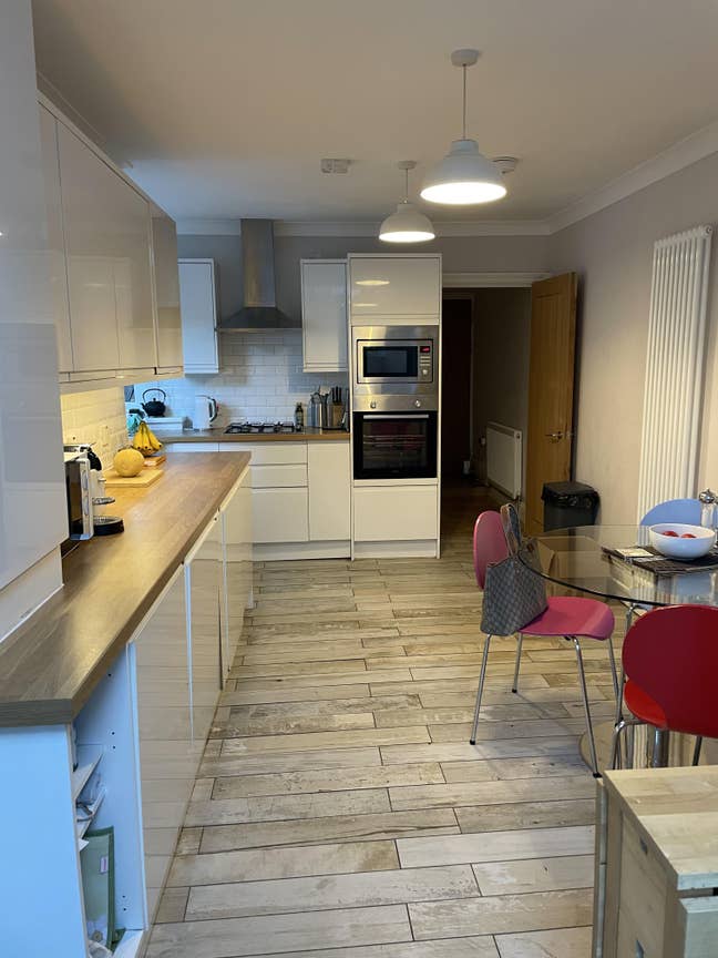 Double Room / Victorian Conversion / Stratford Main Photo