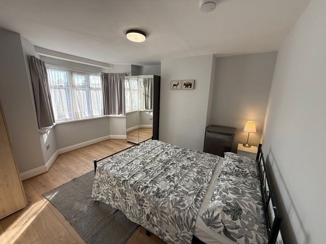 🏡 Lovely Rooms in Refurbished House – Greenford Main Photo