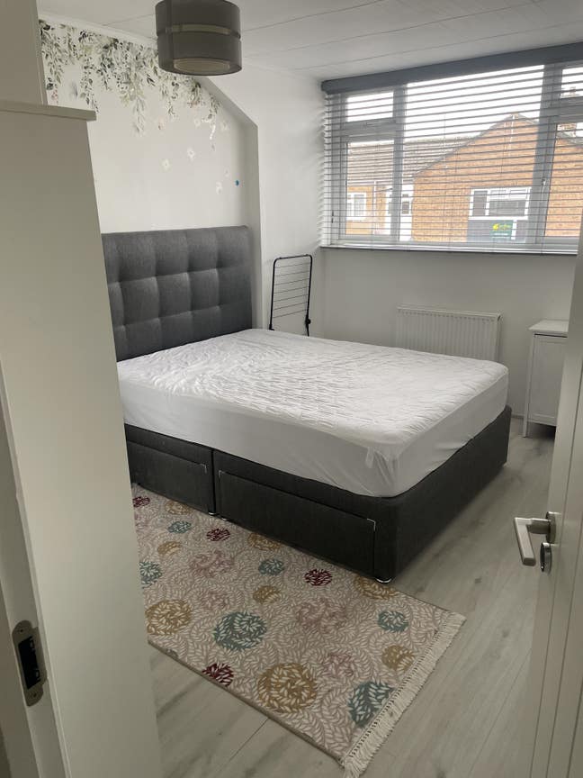 Double room to rent  Main Photo