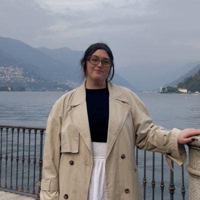 Australian Professional Looking for Room to Rent  Main Photo