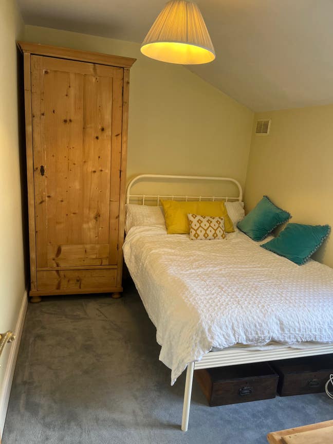 Short let small  double room  Main Photo