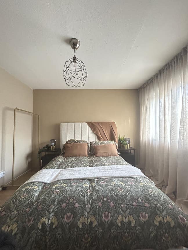 Stylish Double room available  Main Photo