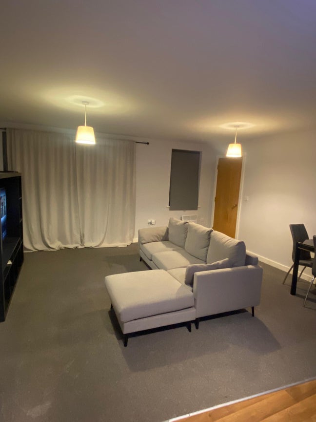 Cosy apartment close to train station  Main Photo