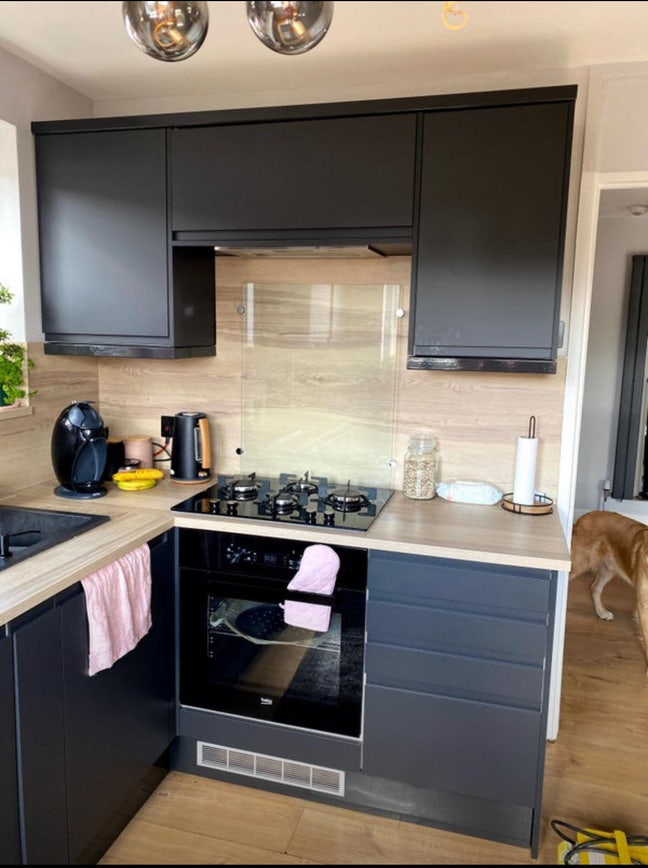 Double room to rent all bills included  Main Photo