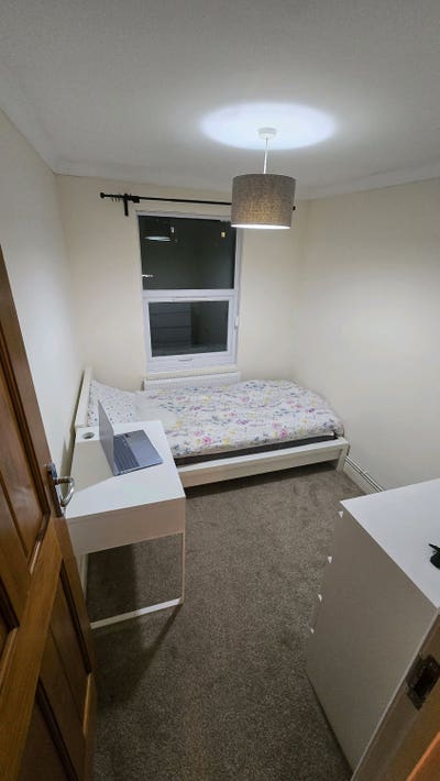 Room to let  Main Photo