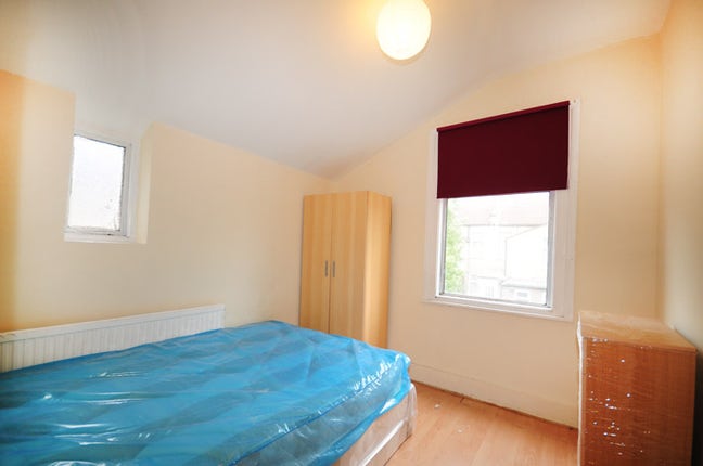 Room available E13 Main Photo