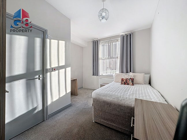 Bills Included,Stress Excluded! Rooms in Doncaster Main Photo