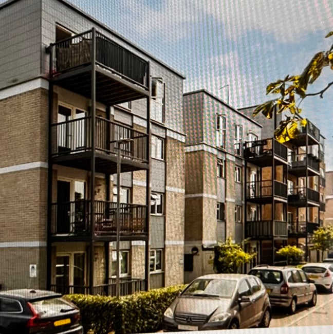 Bright Double Room in Spacious 2-Bed Flat- Balham Main Photo