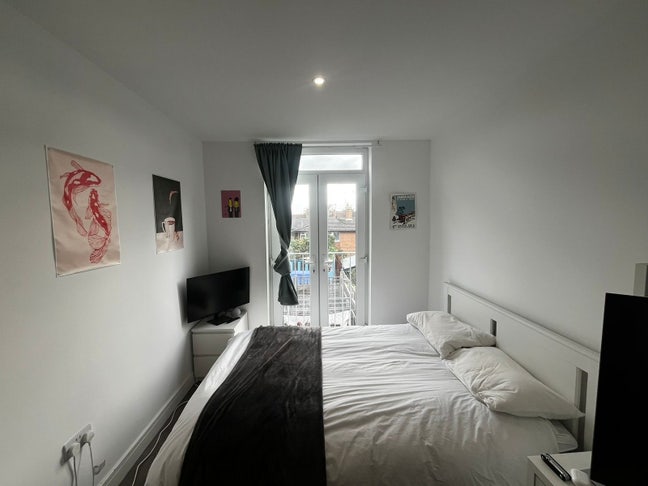 En suite double room available, Wandsworth Main Photo