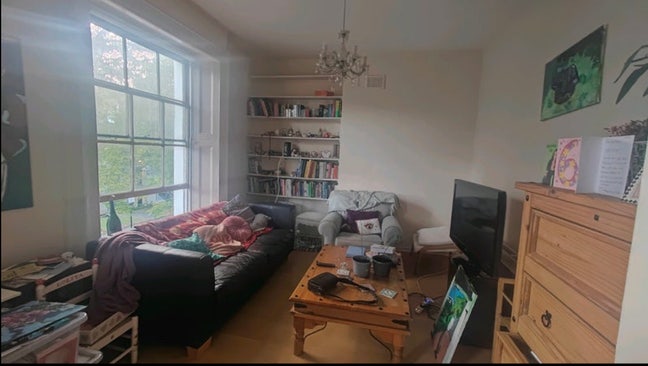 Lovely double bedroom in friendly Oval flat! Main Photo