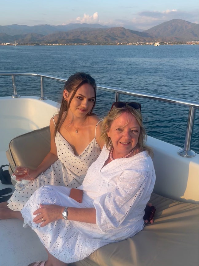 Looking for a friendly house share Main Photo