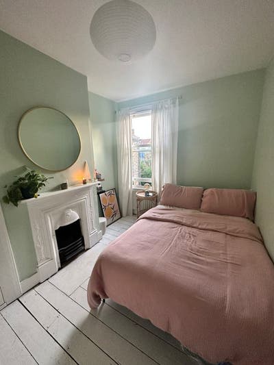 Double Room in Walthamstow Main Photo