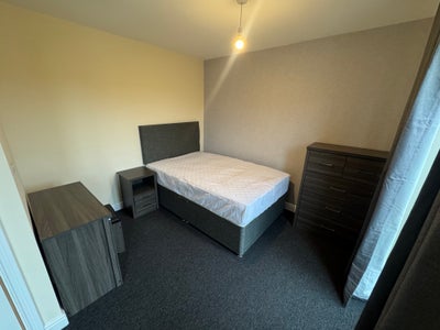 Spacious Rooms for Single Occupancy Main Photo