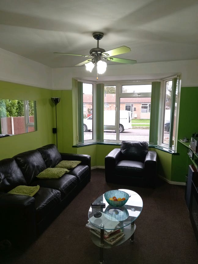 Room for rent  Main Photo