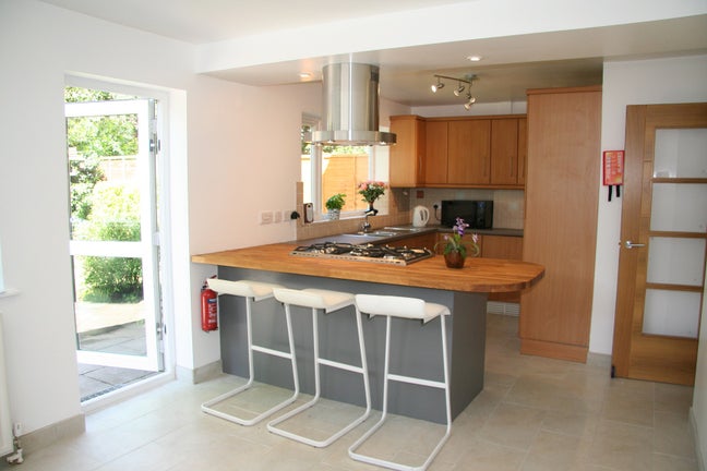 Spacious Single Room in CB4 (36PC4) Main Photo