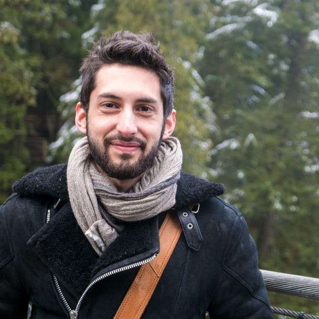 Looking for a short term / part-time flat Main Photo