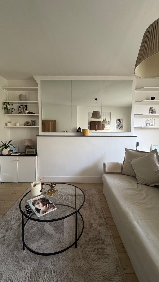 Lovely Double bedroom in Kensington  Main Photo