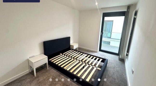 2 bedroom flat in royal wharf Main Photo