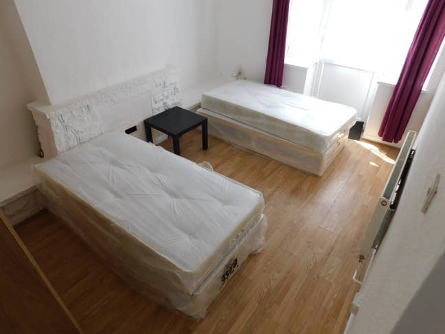 Garden Room Available in Bow E3 *.* Main Photo