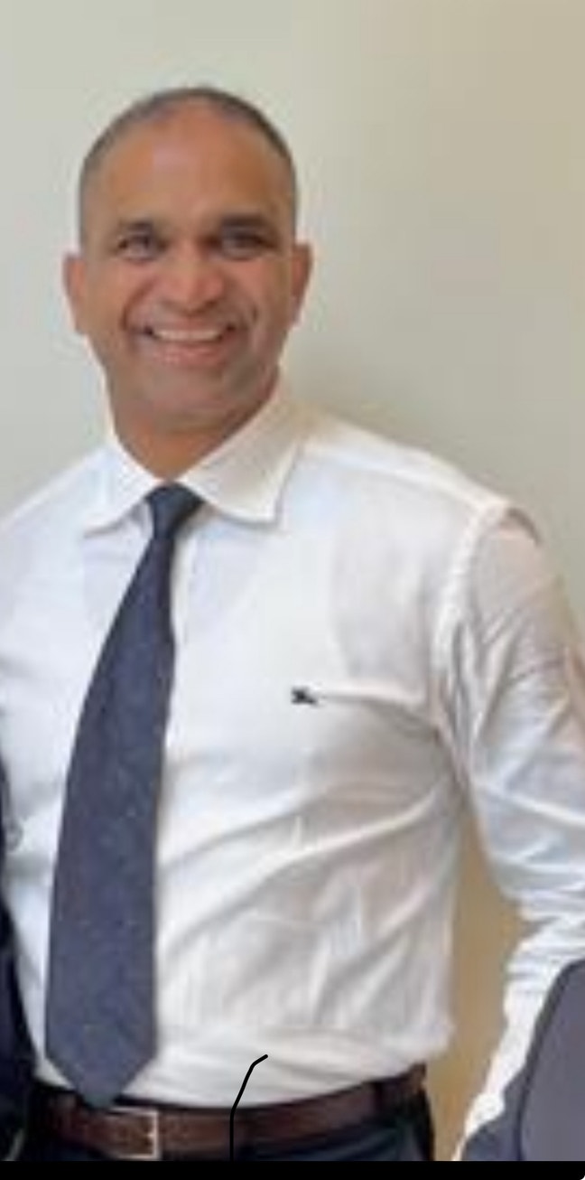 Looking to live in a Clean and  happy home  Main Photo