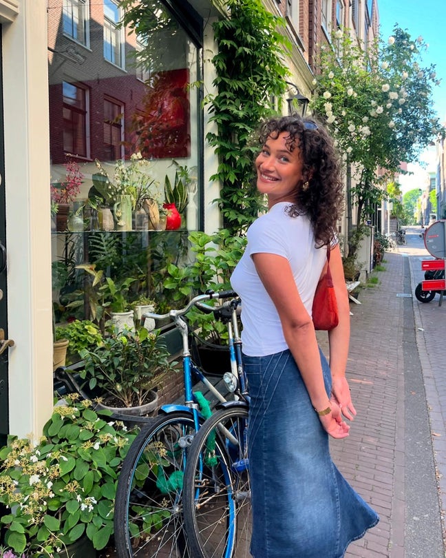 Nurse looking for Room to Rent !!  Main Photo