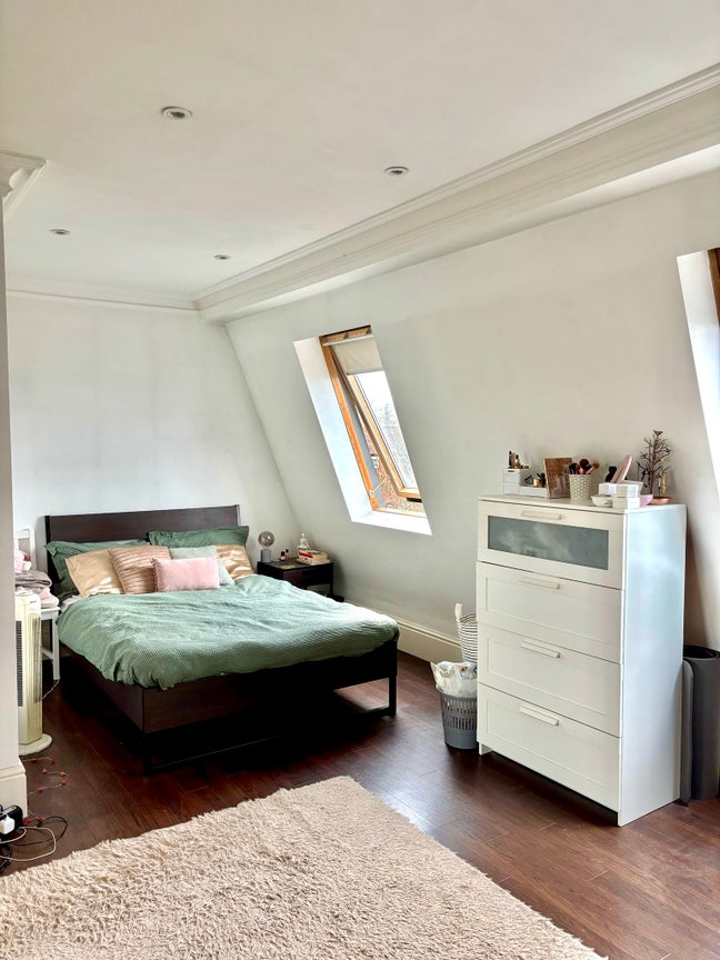 Large Double Room, Shepherds Bush  Main Photo