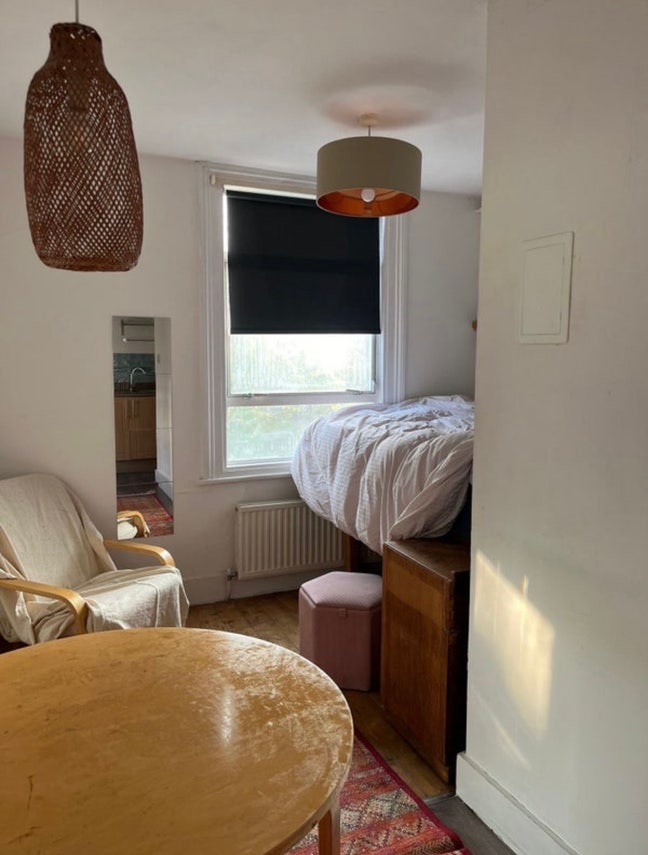 Beautiful South Facing Studio Room in Harringay Main Photo