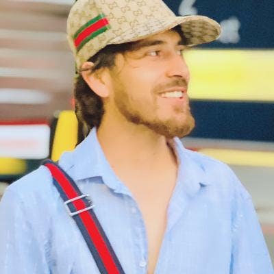 28 year old Male seeks a single or double room Main Photo