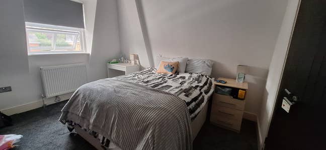 Double Room Avl. near Town Centre Main Photo