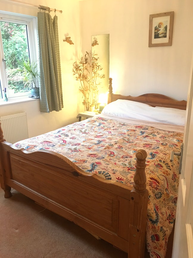 Cosy double garden room  Main Photo