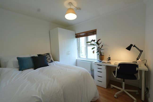 3 Bright Rooms Available | South Bermondsey SE15 Main Photo