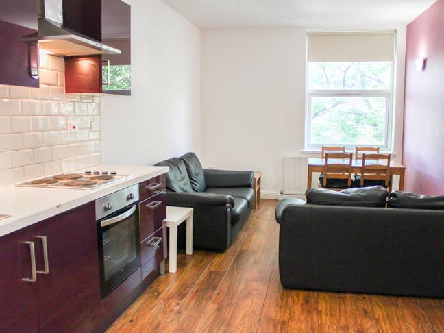 Entire 3 bed 3 bath Available, bills included.  Main Photo