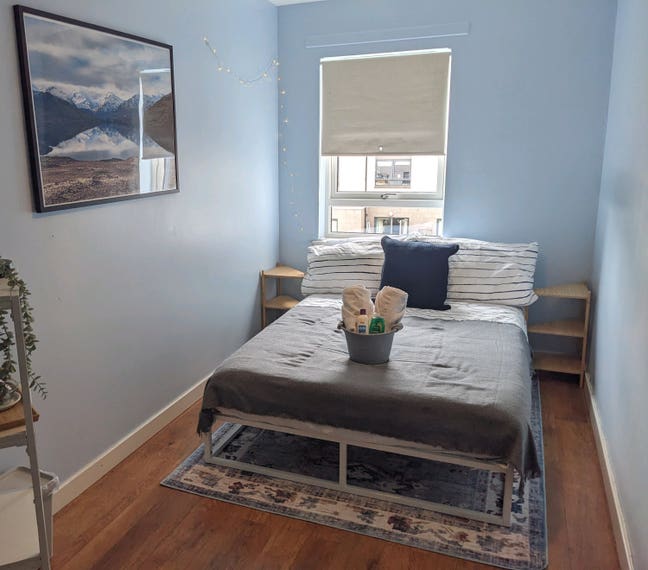 Furnished Double Room in Beautiful Flat Main Photo