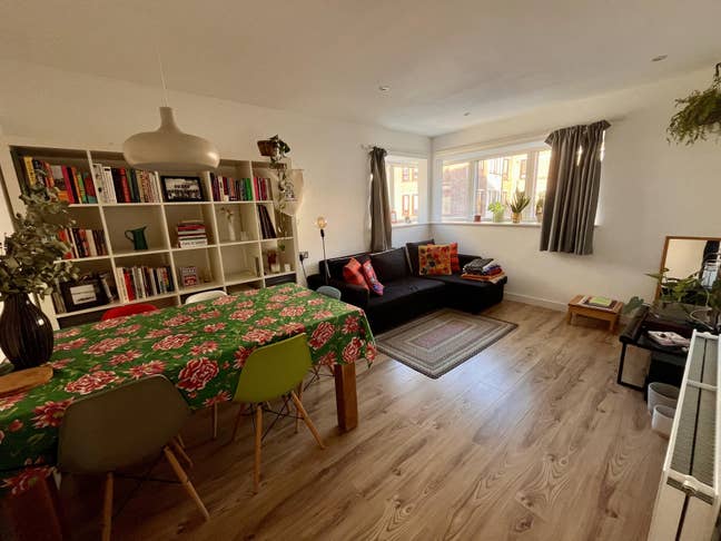 Spacious Dalston flat sublet Main Photo