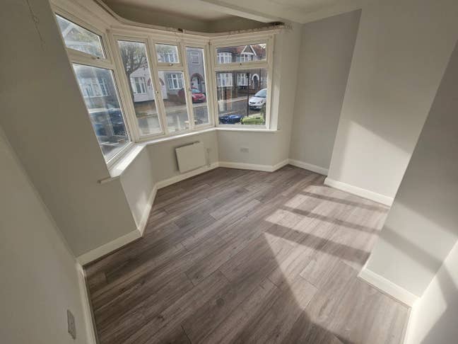 🏡 Lovely Rooms in Refurbished House – Greenford Main Photo