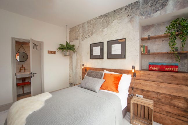 Amazing En-suite Room. Gym. Cinema.  Main Photo