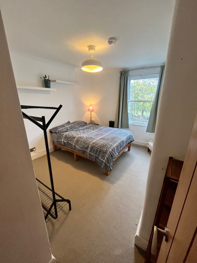 Double Room to Rent in Our Cosy Flat Main Photo