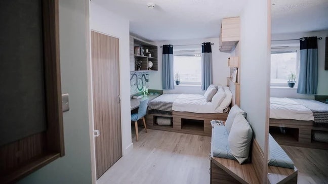 Double en-suite room  Main Photo