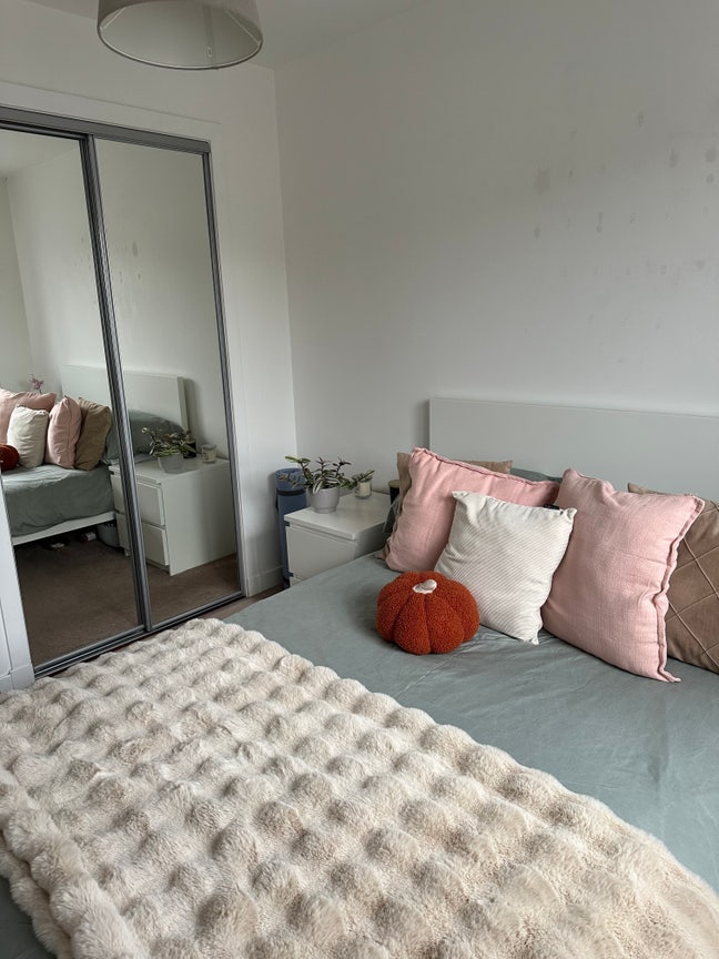 Room with Private Bathroom- Leith/Meadowbank area✨ Main Photo