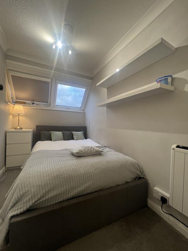 Professional House Near Station/Hospital Main Photo