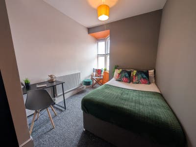 🔑 Modern Leicester Rooms | Easy Move-In Main Photo