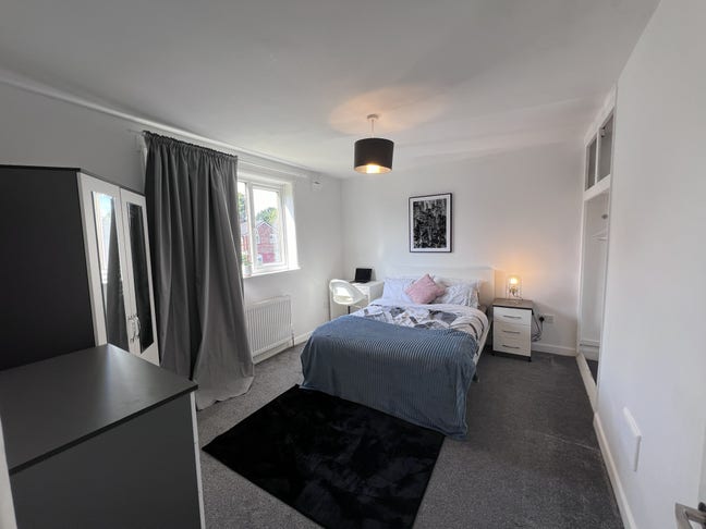 38GR: Lovely Rooms In Vibrant Central Location Main Photo