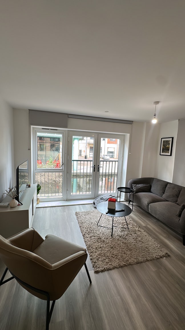 2 bedroom 2 bathroom  Main Photo