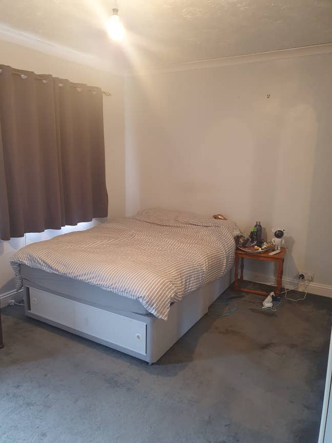 Large Room £700 pcm inc BILLS Main Photo