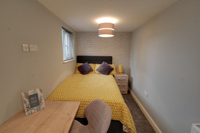 🔑 Modern Leicester Rooms | Easy Move-In Main Photo