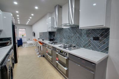 🔑 Modern Leicester Rooms | Easy Move-In Main Photo